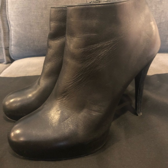 Stuart Weitzman leather platform booties - Picture 2 of 5